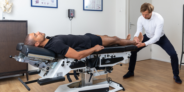 Fysiotherapie en chiropractie Hilversum - Movewell Hilversum #fysio #fysiotherapie #chiropractie #praktijk #Hilversum #movewell #movewellminute #behandeling #rugklachten #sportfysiotherapie #bekkenklachten #nekklachten