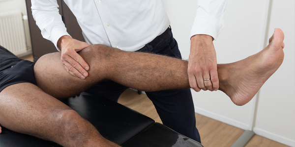 Fysiotherapie en chiropractie Hilversum - Movewell Hilversum #fysio #fysiotherapie #chiropractie #praktijk #Hilversum #movewell #movewellminute #behandeling #rugklachten #sportfysiotherapie #bekkenklachten #nekklachten